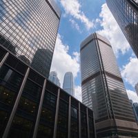 新CIES满七年两条路径：香港永居与无条件限制逗留怎样区分